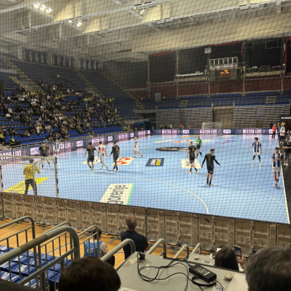 Počeo meč u "Pioniru" – Partizan protiv Porta