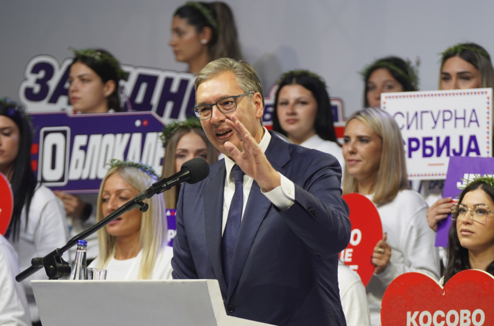 Vučić u Nišu najavio kraj politike u školama: "Dosta ste se igrali, kraj je"
