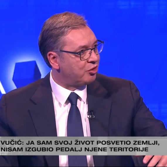Vučić: "U Nišu 12.000 stanovnika manje, a 21.000 zaposlenih više! Shvatate li taj uspeh?!"
