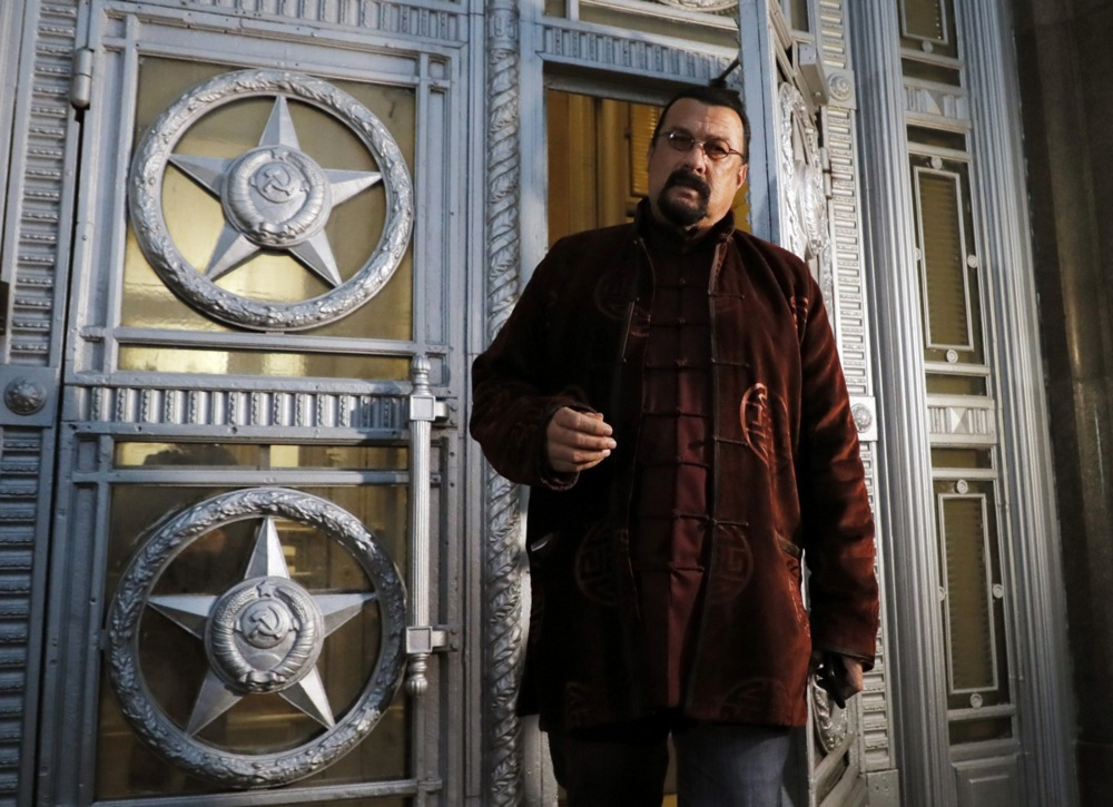 Stiven Sigal odbio da ubije kolegu: Filmski studio pobesneo, a onda je usledio neočekivan obrt