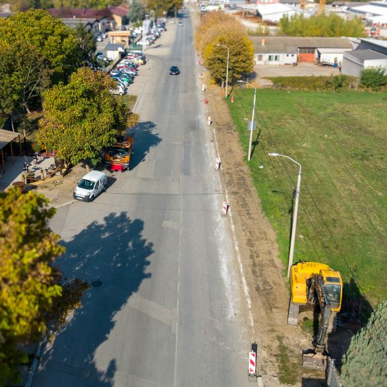 Ključna saobraćajnica koja povezuje dve najposećenije gradske lokacije u Čačku potpuno se rekonstruiše
