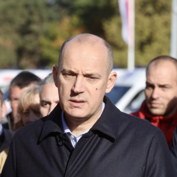 Lončar demantovao laži blokadera: "Nije tačno da se plafon obrušio na bebe u GAK-u"; "Priželjkuju tragediju"