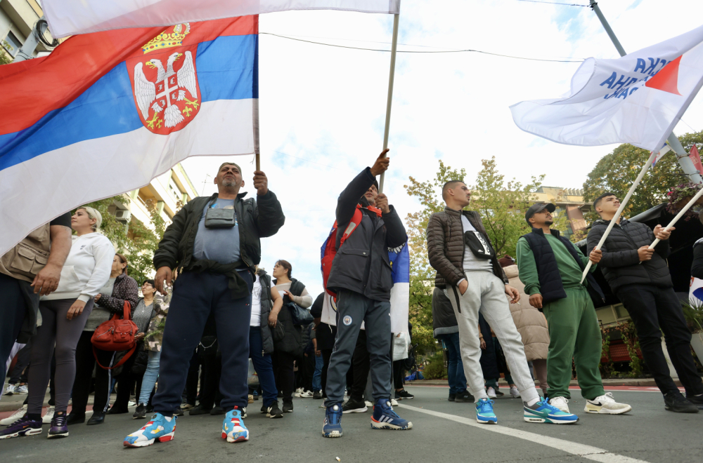 Srbija ustaje; 150 gradova i sela širom države pruža podršku listi Ujedinjena Srbija i Aleksandru Vučiću