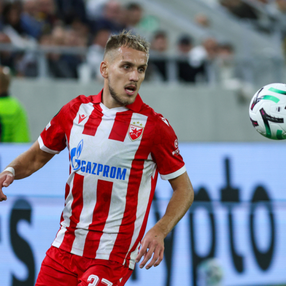 Lučić: "Ne znam, valjda mahinalno to radimo..." VIDEO