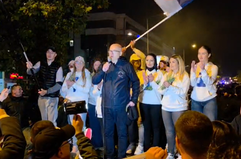 Da pobedimo!; Vučević sa narodom u Novom Sadu na skupu liste Aleksandar Vučić – Ujedinjena Srbija VIDEO