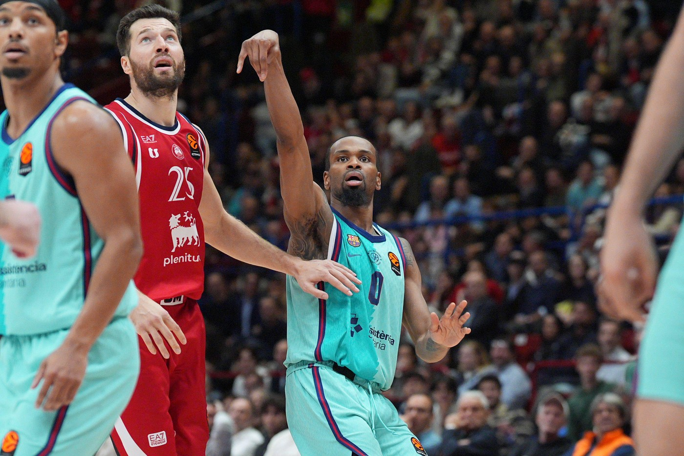 Barselona savladala Armani – Panter dominirao