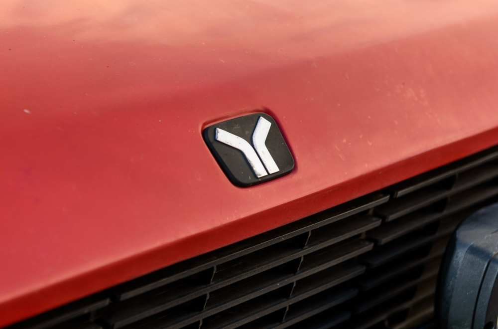 Wheeler Dealers došli u Srbiju i kupili Jugo za 650 evra: Pogledajte šta su od njega napravili VIDEO