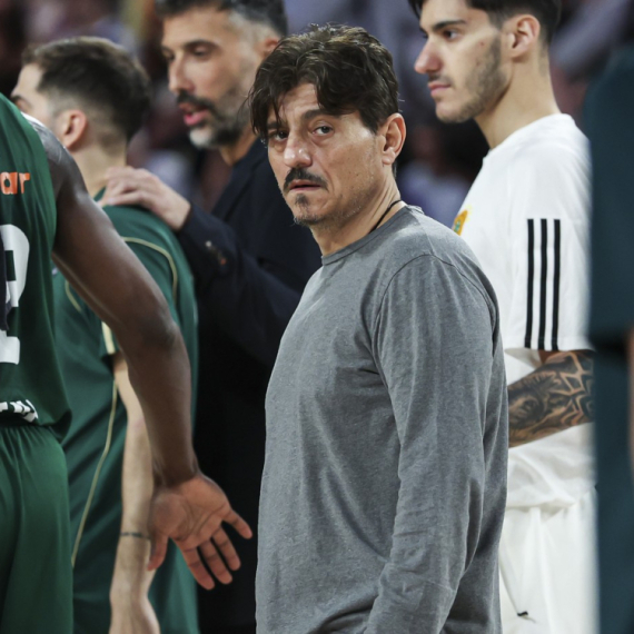 Olimpijakos žestoko odgovorio Janakopulosu: "Mi ne glumimo sudije na Instagramu"