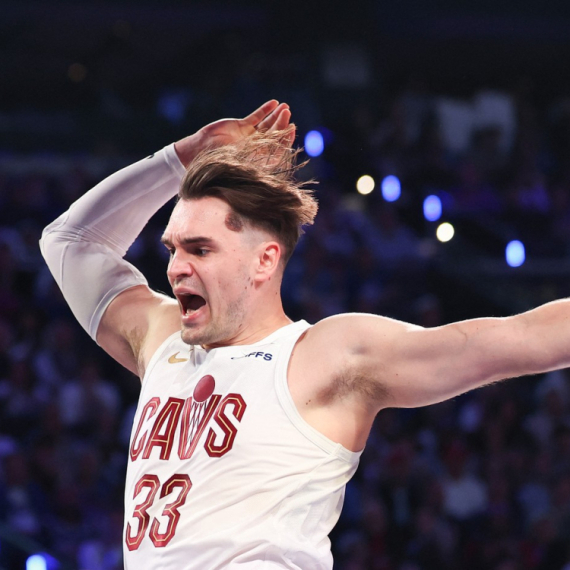 Hrvat odbio da doda loptu: Hezonja naljutio Mičela VIDEO