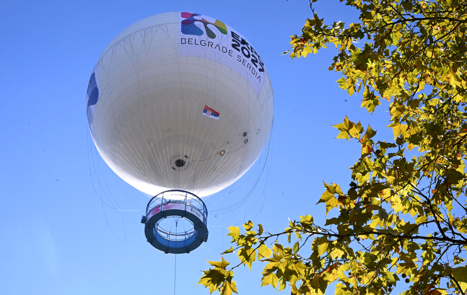 EXPO panoramski balon oduševio sve: Na Adi Ciganliji okupio veliki broj porodica FOTO