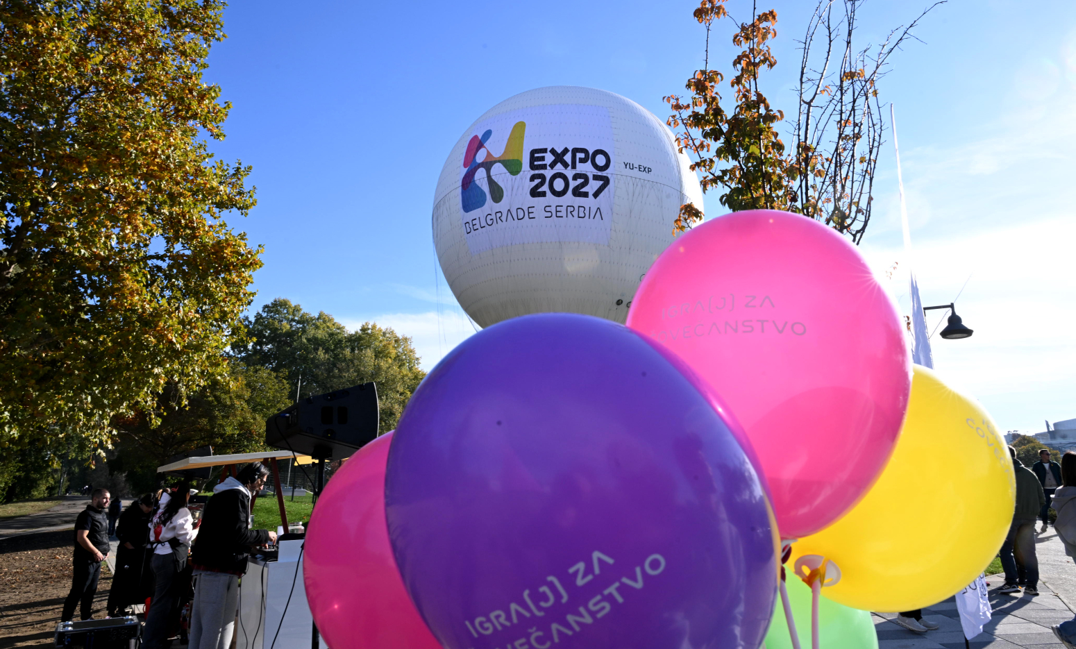 EXPO panoramski balon oduševio sve: Na Adi Ciganliji okupio veliki broj porodica FOTO