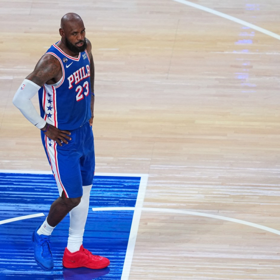 Lebron je razmatrao još jedan tim – sada je otkrio o kojem je reč
