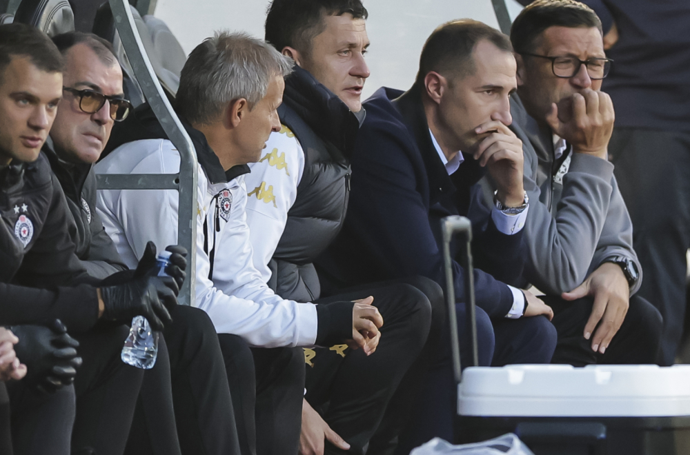 Saša Ilić se nije oglasio posle novog debakla Partizana!