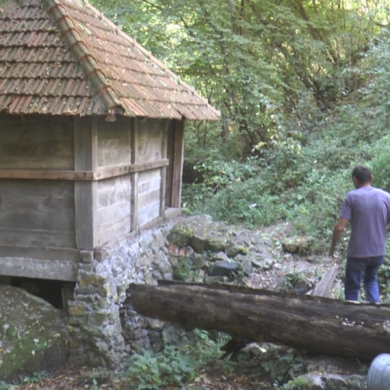 Turistička atrakcija od koje podilazi jeza: U Srbiji se krije vodenica čuvenog vampira FOTO