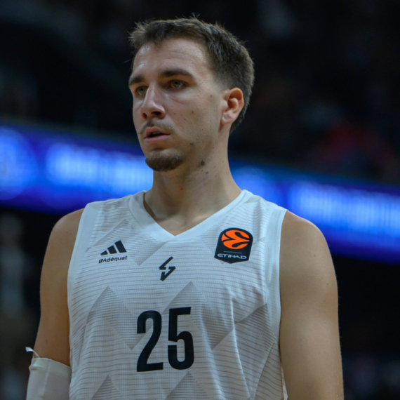 Asvel se namučio pred Partizan