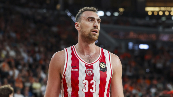 Loše vesti za Olimpijakos: Milutinov povređen