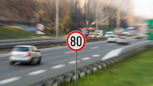 Smanjuju ograničenje na auto-putu: Umesto 120, voziće se 80 km/h!