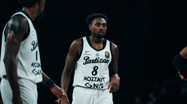 Frenks se zapalio – Partizan vodi!