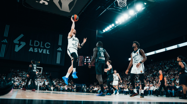 Pljušte trojke – Partizan dvocifren!
