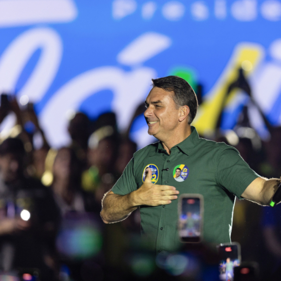 Bolsonaro, iz Majamija: "Ja sam predsednik Brazila"
