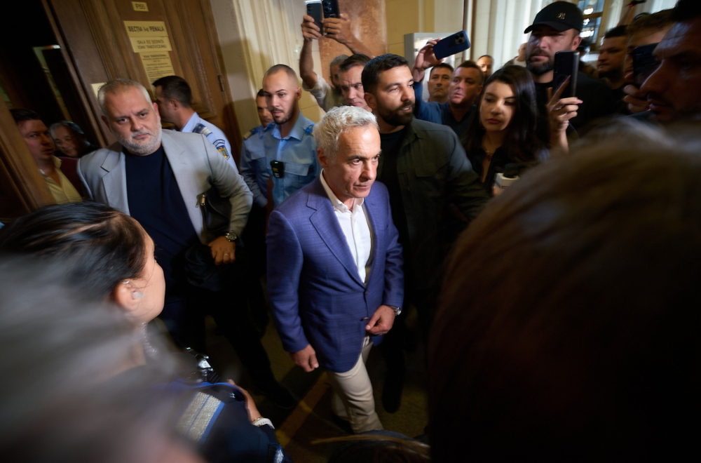 Kalin Đorđesku u pritvoru još najmanje mesec dana