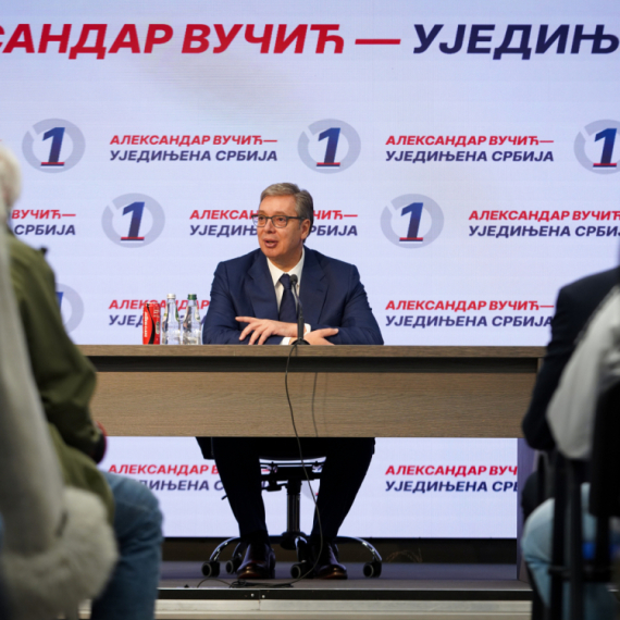 Vučić: "U prethodna 72 sata prisustvujemo ogoljenom teroru na ulicama"