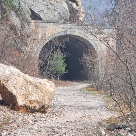 Tunel iz kultnog srpskog filma i danas postoji: Zapušten je, a krije priču koju mnogi ne znaju FOTO