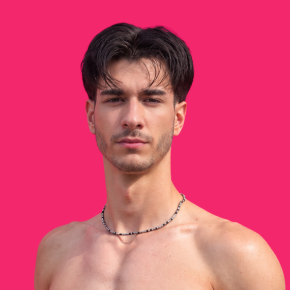 Novi bombšel Matija ušao je u Love Island Adria, a pažnju su mu odmah privukle Lara i Alja