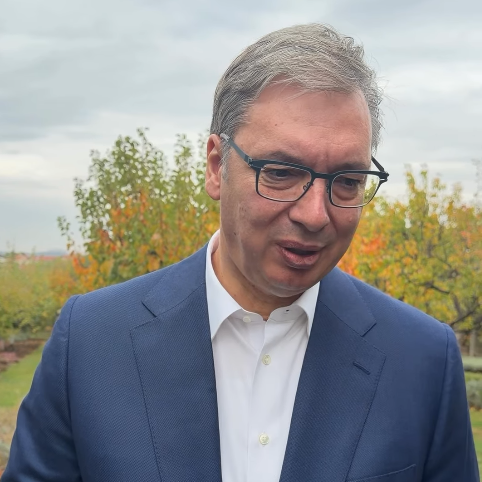 Vučić: "Borićemo se dok smo živi za slobodu Srbije i našeg naroda"; "Pobedićemo i ovo zlo"