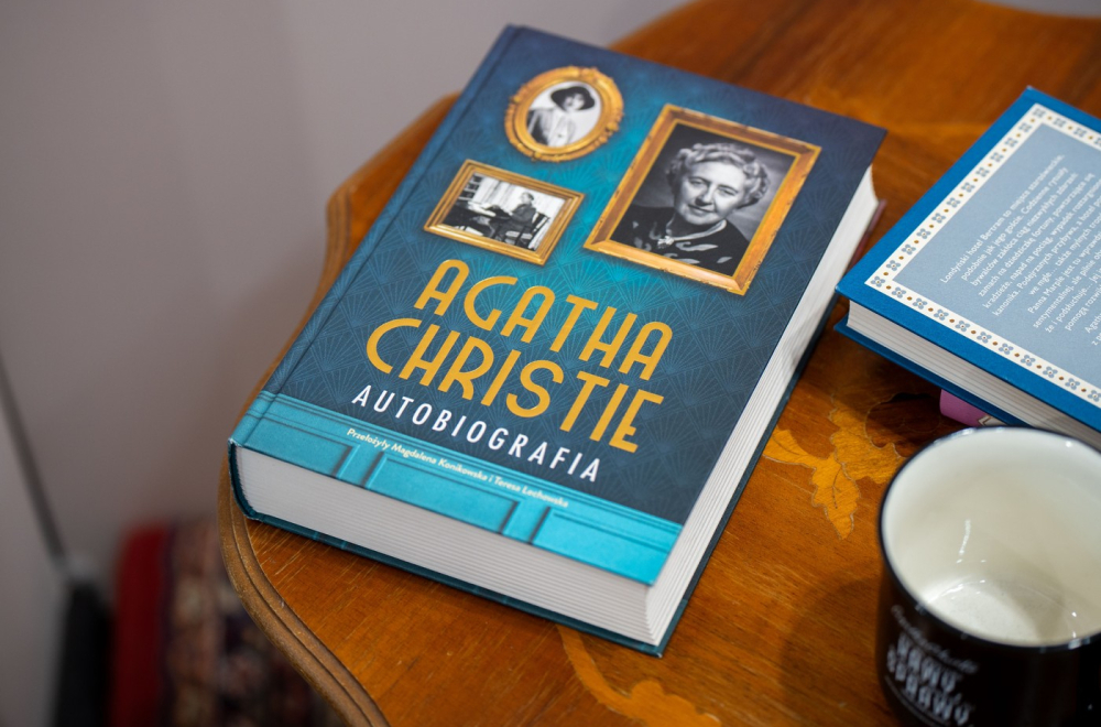 Od apoteke do krimi romana: Život Agate Kristi na izložbi