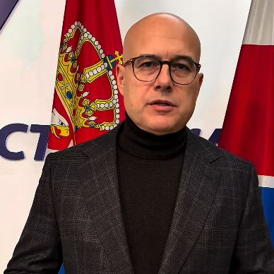 Vučević: "Šokiran sam postupanjem prema direktoru Gimnazije 'Jovan Jovanović Zmaj'" VIDEO