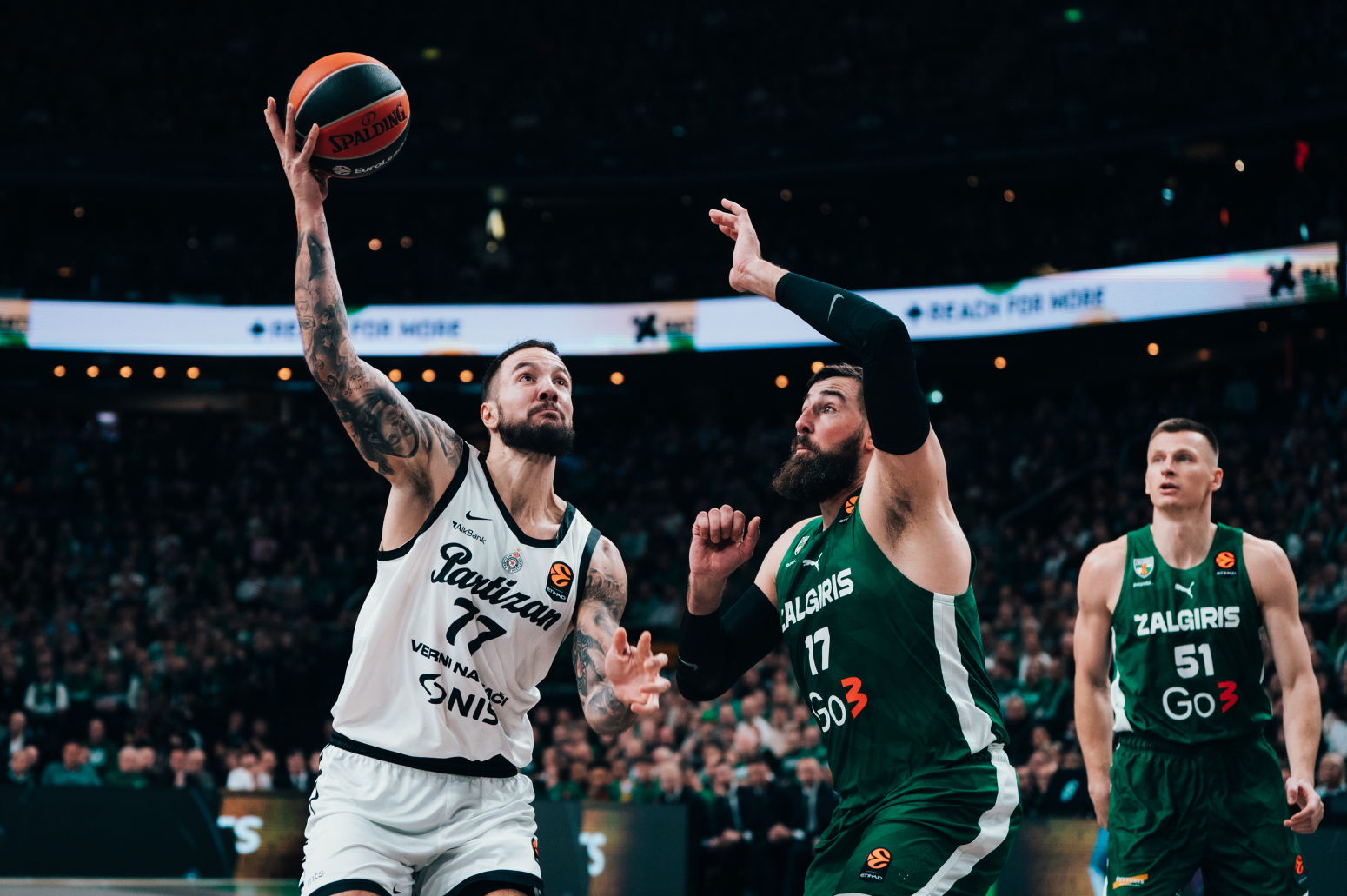 Partizan izgleda loše – dva poraza su najmanji problem