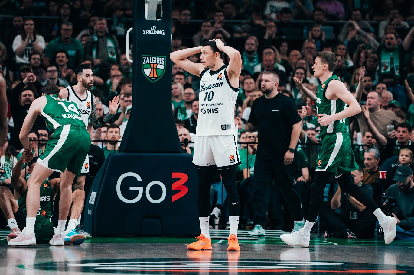 Partizan izgleda loše – dva poraza su najmanji problem