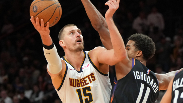 Marej i Braun se "zapalili", Jokić flertovao sa tripl-dablom