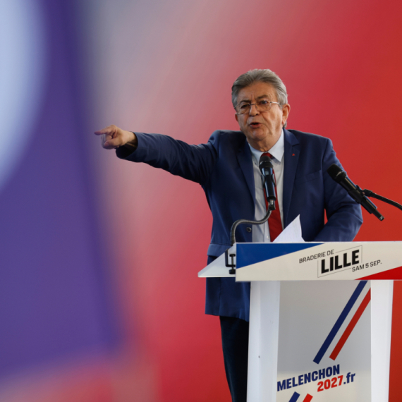 "Makrone, vreme je da odeš"