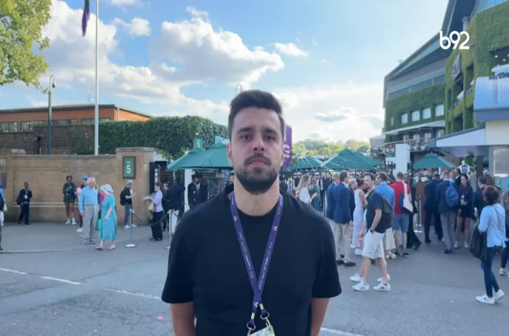 Reketiranje u Londonu: Federer razbio maler sa Đokovićem!