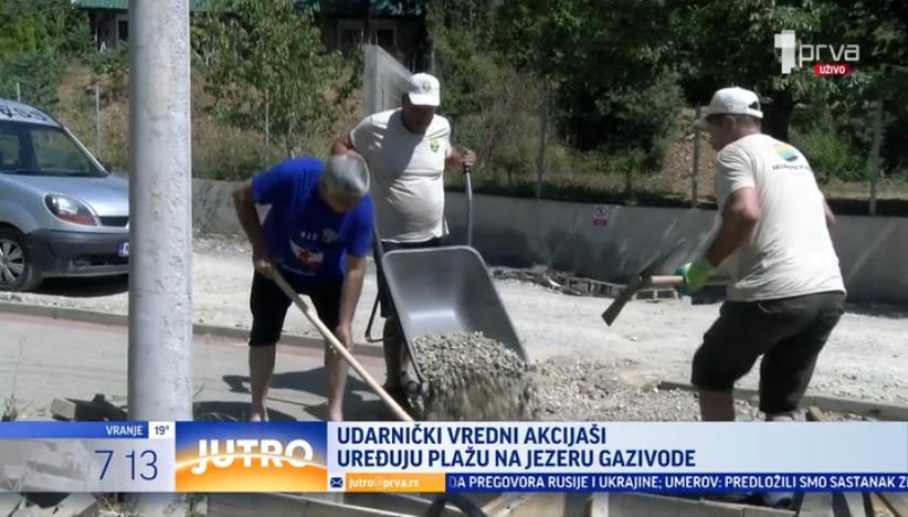 Stigli vredni akcijaši u Novi Pazar: Ovaj grad još uvek gaji "udarnički duh"