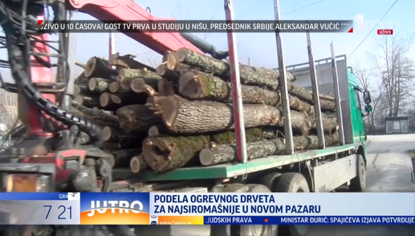 Počela podela ogrevnog drveta za najsiromašnije u Novom Pazaru