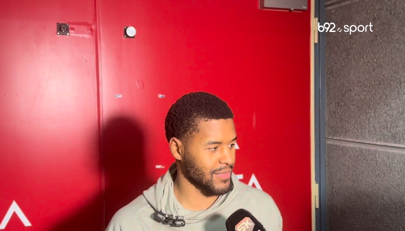 Batler: Otići ću da pojedem neki čizkejk