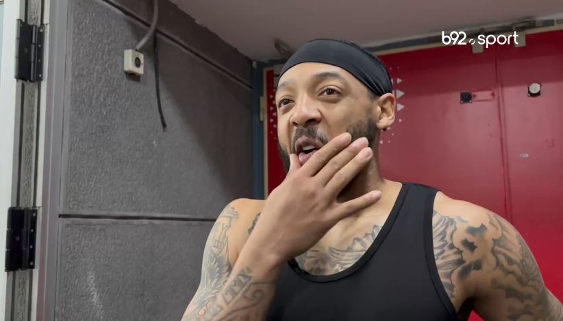 Karlik Džons posle pobede nad Dubaijem