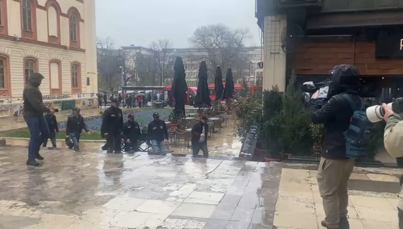 Pripadnici UKP ušli u zgradu Filozofskog fakulteta