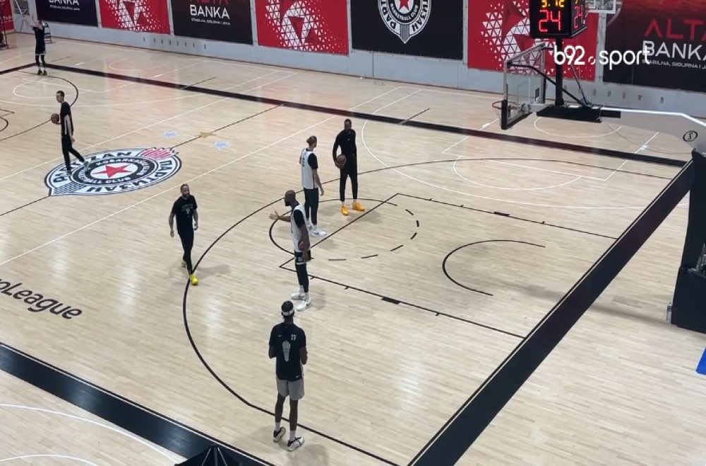 Poslednji trening Partizana pred "večiti" derbi