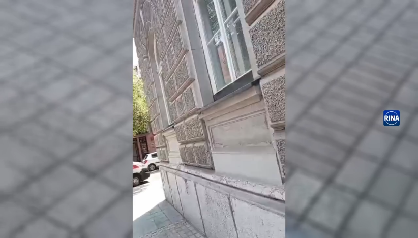 Muškarac u Smederevu preti da će da skoči sa policijske stanice