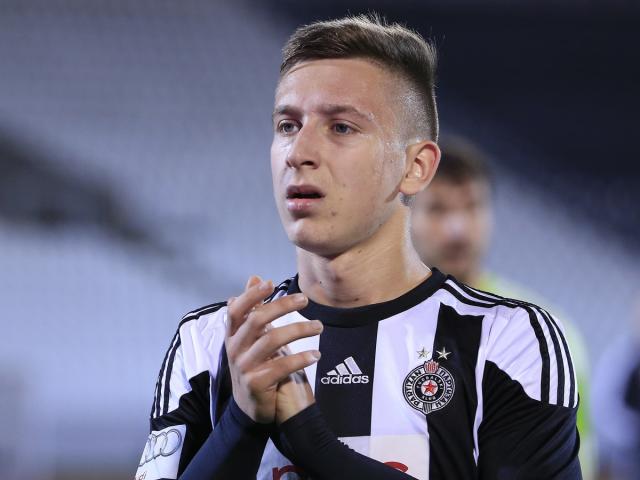 Šaponjić potpisao za Benfiku