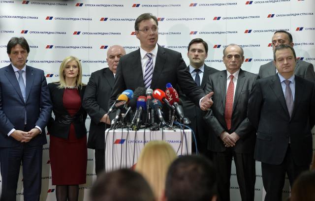 Vucic "ready to resign, schedule early elections for April"