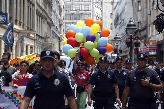 MUP spent EUR 300K securing gay parade in Belgrade