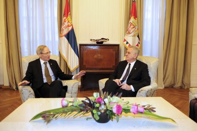 Nikolic receives U.S. ambassador in farewell visit