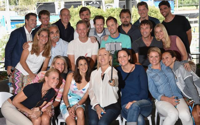 Nadala stigle godine, Kirjos izgubljen na terenu...