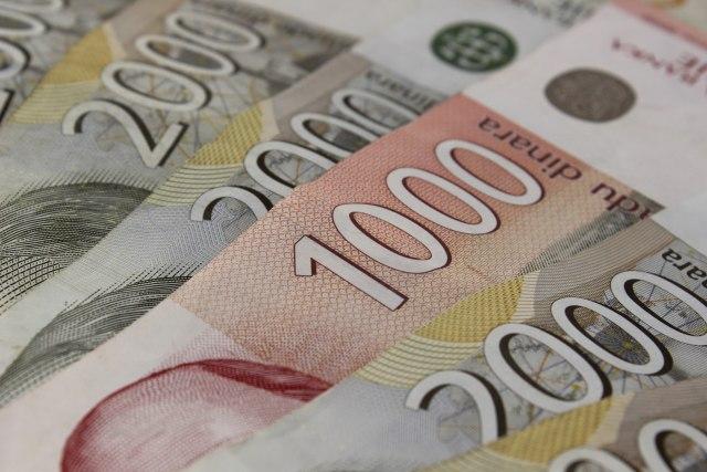 Serbian currency slide against euro 