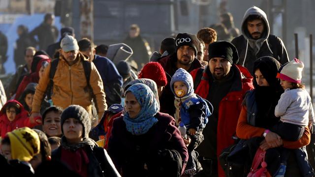 EU "to use Syria fund money to keep migrants in Serbia"